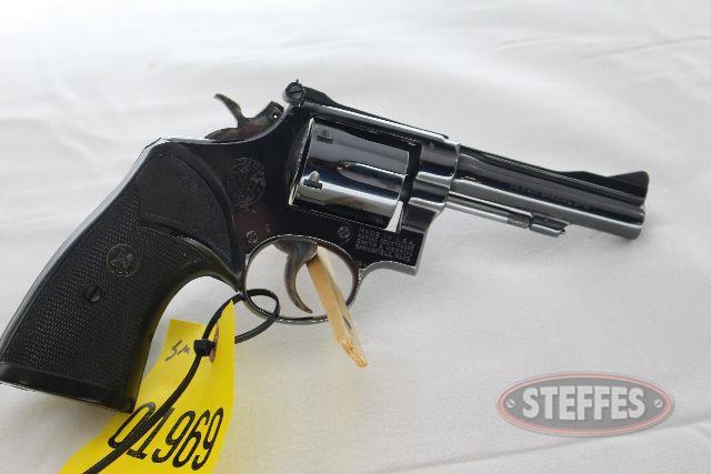  Smith - Wesson 15-3_1.jpg